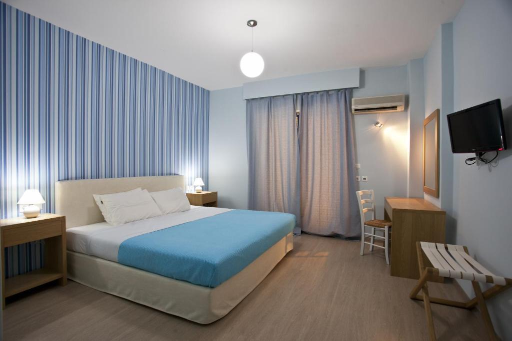 Valente Perlia Rooms Poros Town Exterior photo